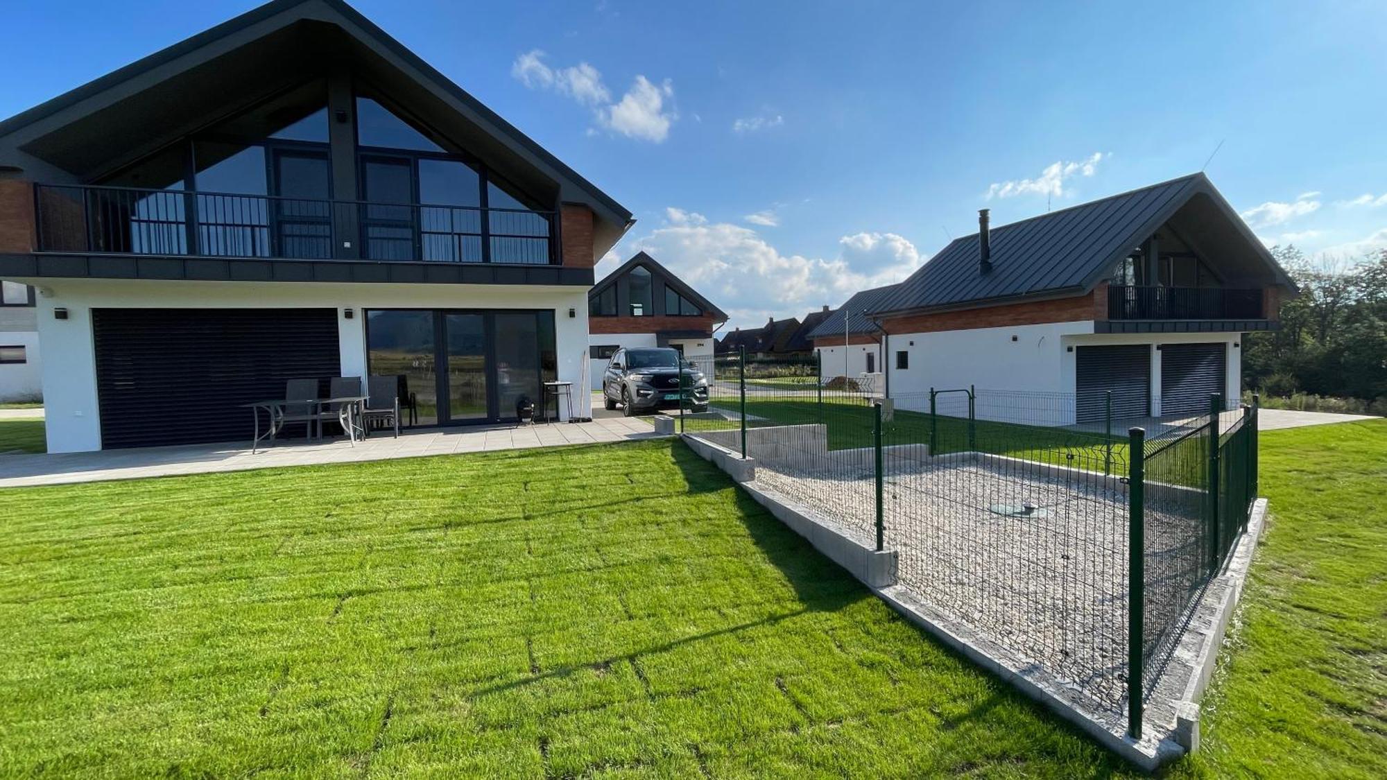 Вилла Holiday Park Riviera Липтовска-Сиельница Экстерьер фото